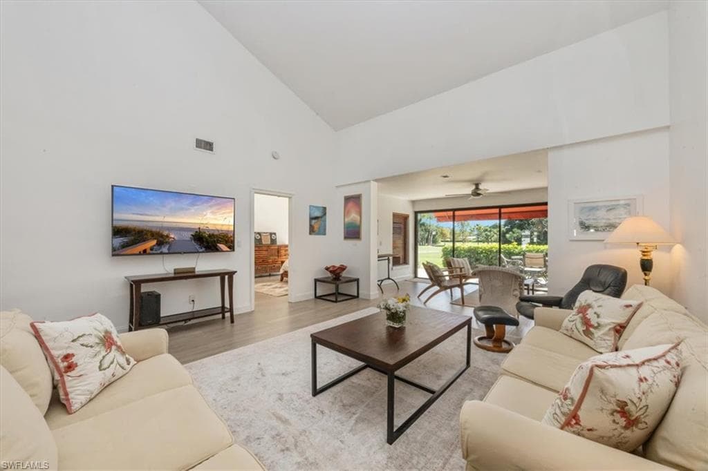 190 Bears Paw TRL, NAPLES FL 34105-1