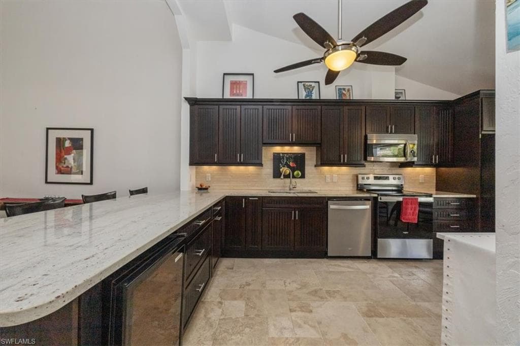 190 Bears Paw TRL, NAPLES FL 34105-6