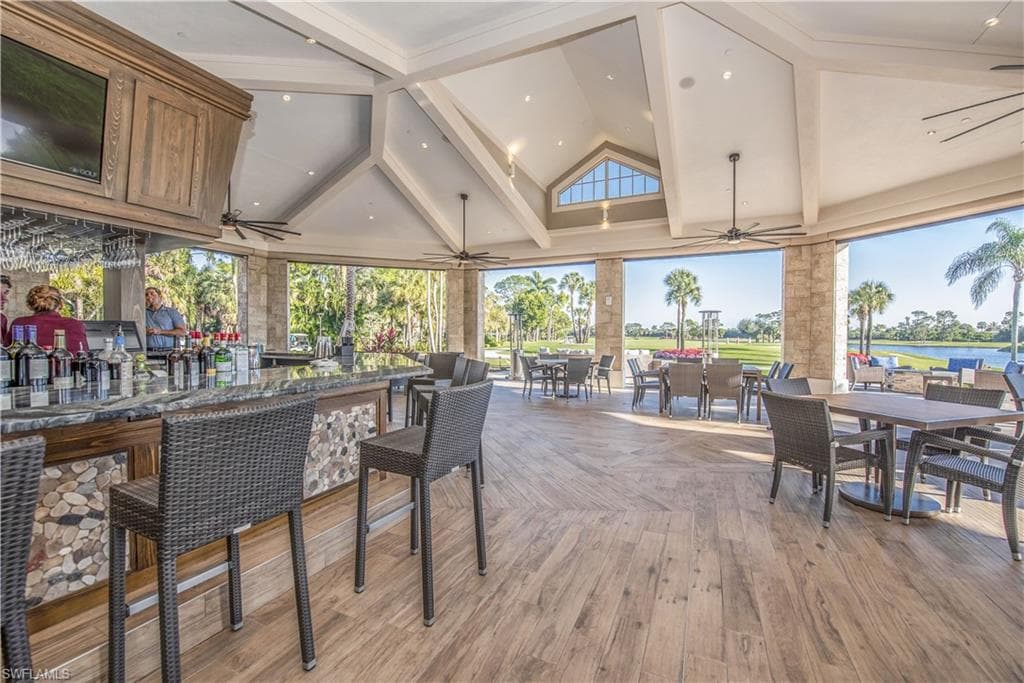 190 Bears Paw TRL, NAPLES FL 34105-29