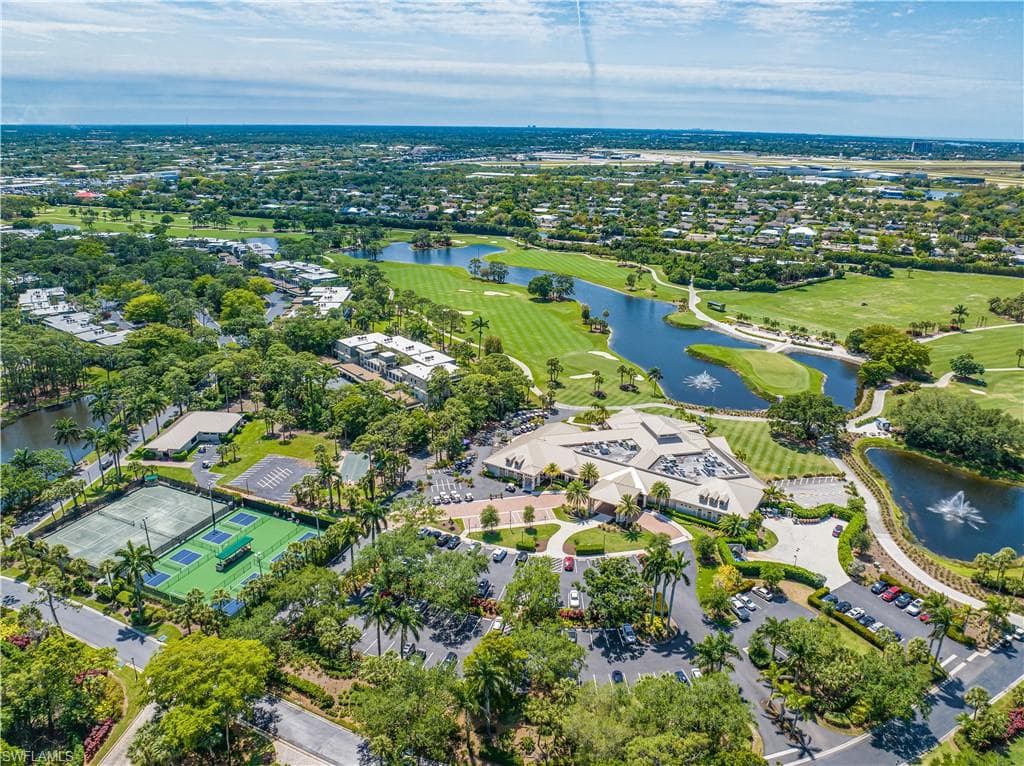 190 Bears Paw TRL, NAPLES FL 34105-38