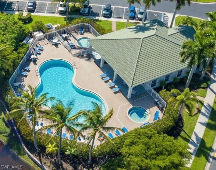 8001 Casa Palermo CIR, FORT MYERS FL 33966-22