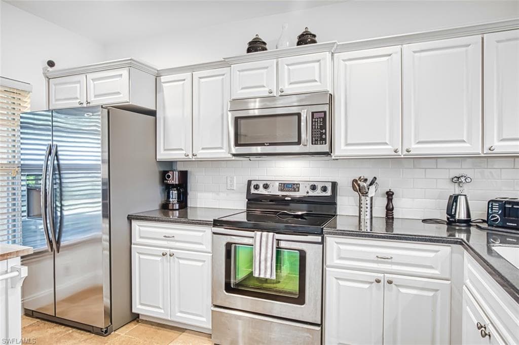 8001 Casa Palermo CIR, FORT MYERS FL 33966-4