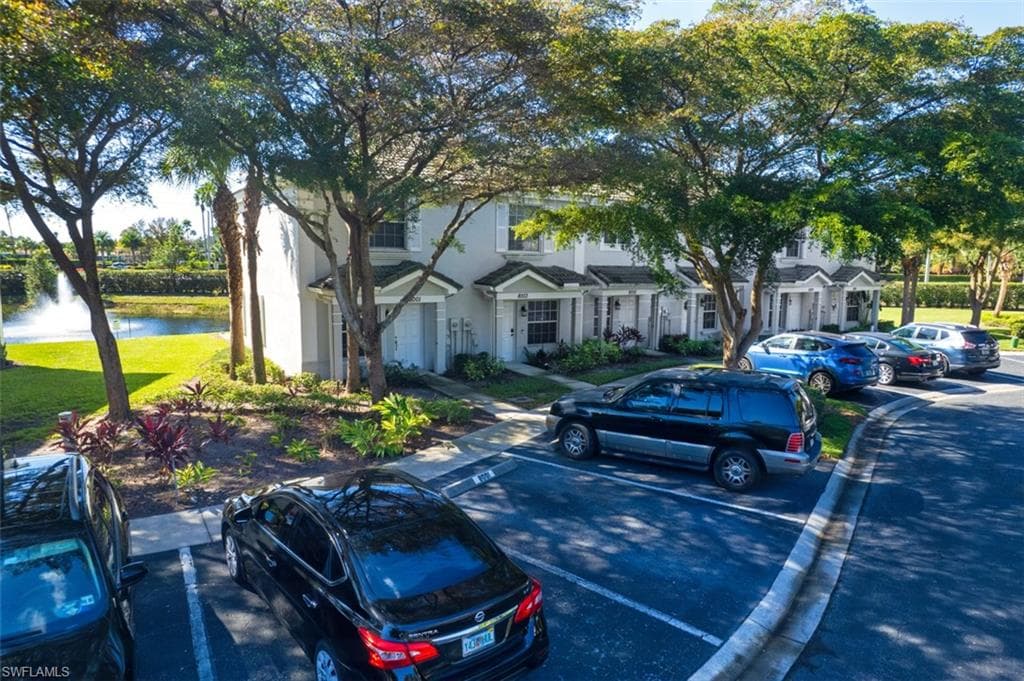 8001 Casa Palermo CIR, FORT MYERS FL 33966-33