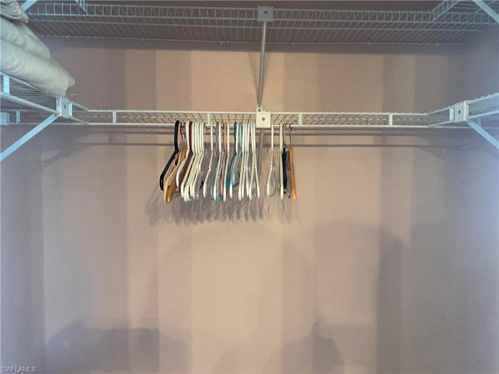 17280 Eagle TRCE # 9, FORT MYERS FL 33908-25