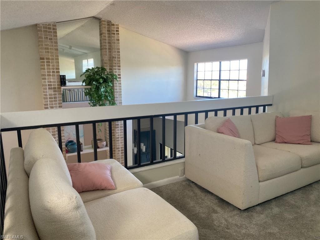 17280 Eagle TRCE # 9, FORT MYERS FL 33908-16