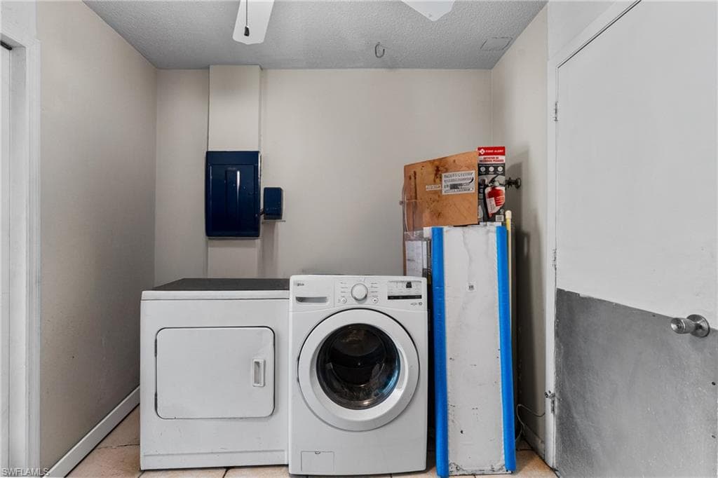 124 Durland AVE, LEHIGH ACRES FL 33936-13