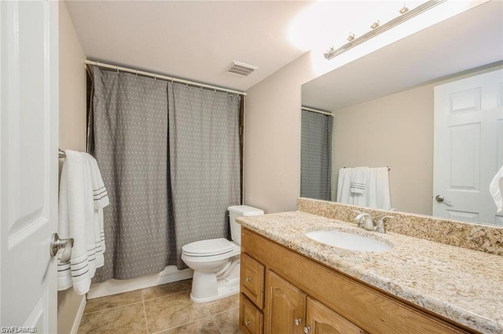 9589 Crescent Garden DR # 102, NAPLES FL 34109-14
