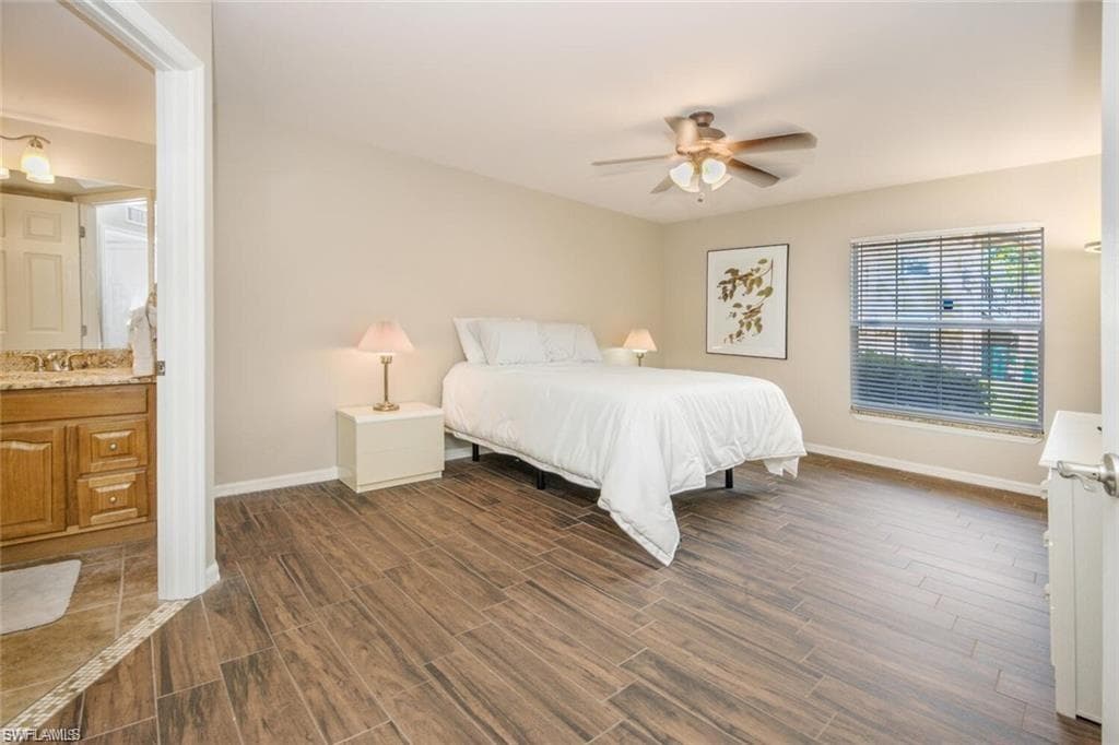 9589 Crescent Garden DR # 102, NAPLES FL 34109-7