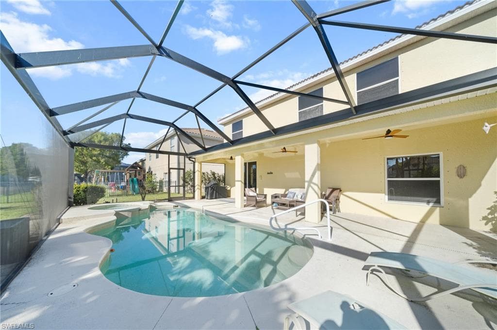 2084 Cape Heather CIR-29