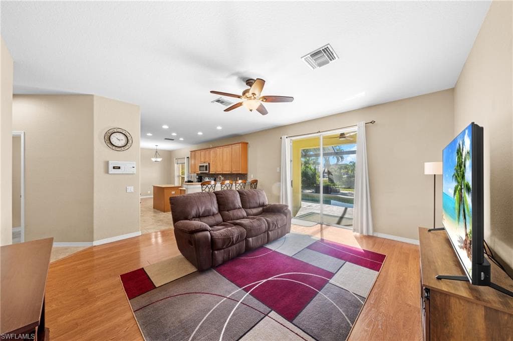 2084 Cape Heather CIR-13