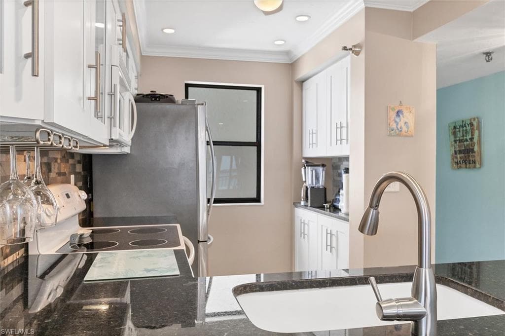 1501 Beach RD # 307, ENGLEWOOD FL 34223-15