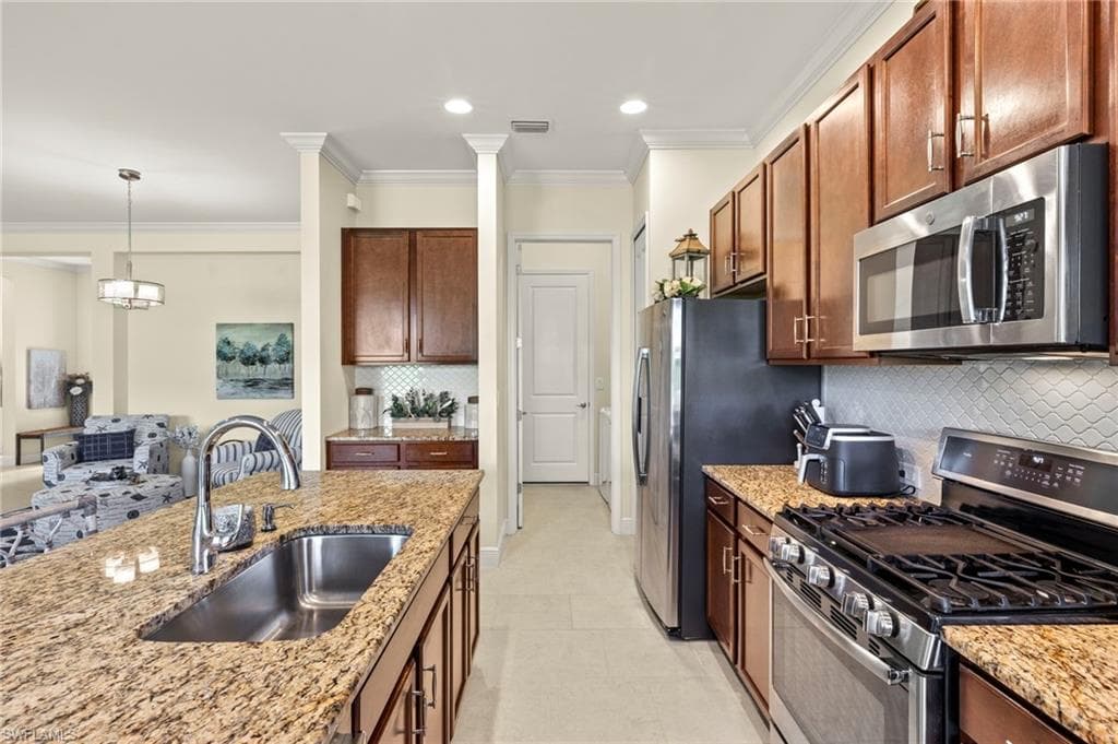 13593 Starwood LN-8