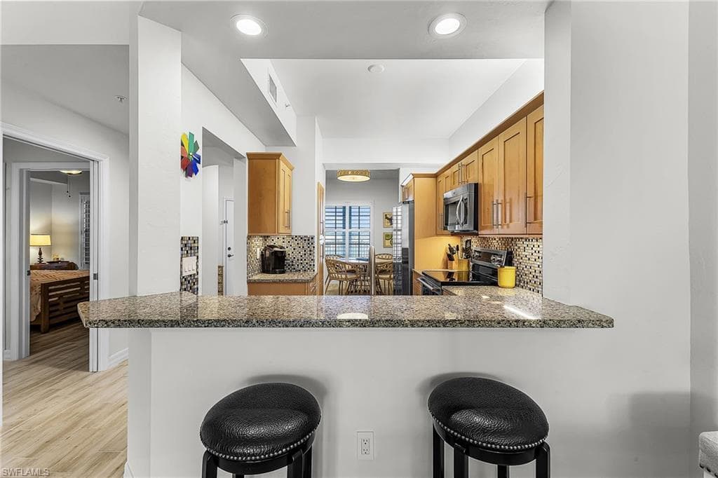 401 Bayfront PL # 3405, NAPLES FL 34102-8