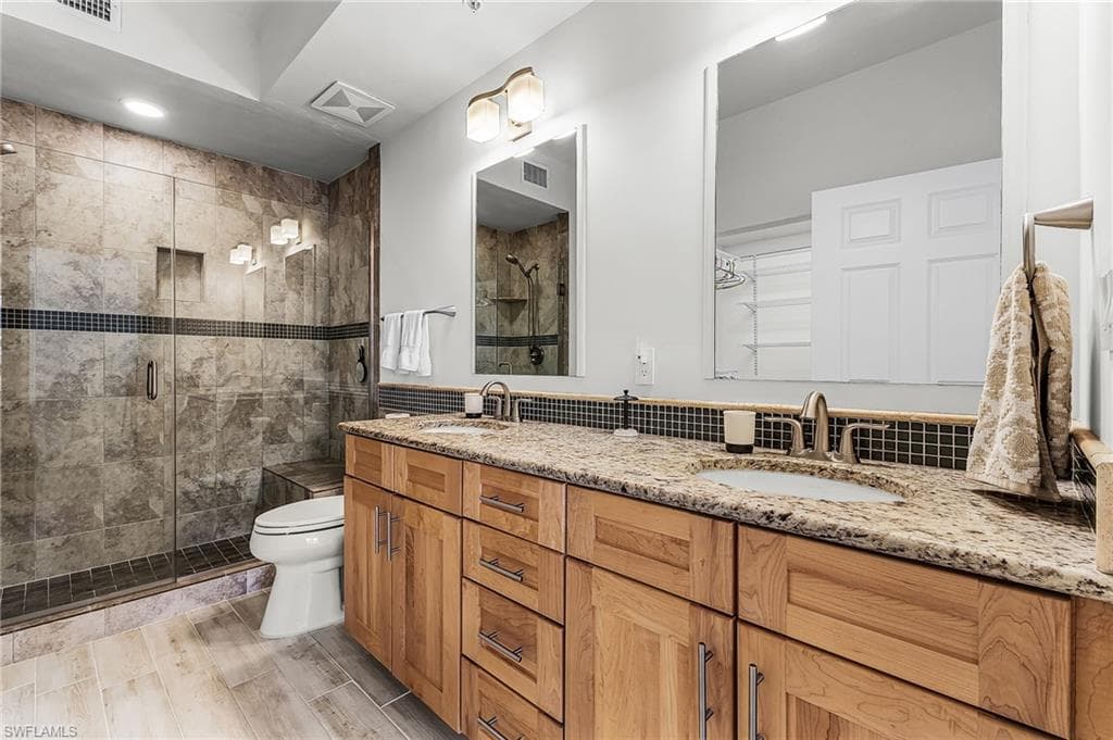 401 Bayfront PL # 3405, NAPLES FL 34102-18