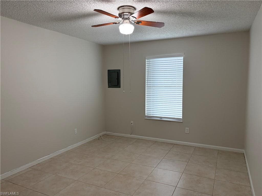 12 Desert Candle CIR, LEHIGH ACRES FL 33936-13