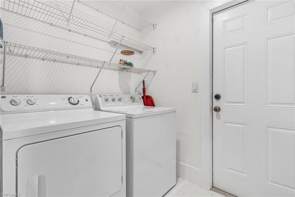 27300 Imperial Oaks CIR, BONITA SPRINGS FL 34135-16