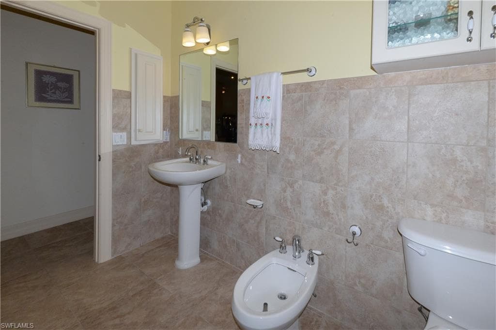 21630 Widgeon TER, FORT MYERS BEACH FL 33931-34
