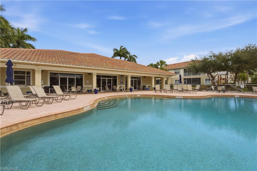 14951 Reflection Key CIR # 536, FORT MYERS FL 33907-29