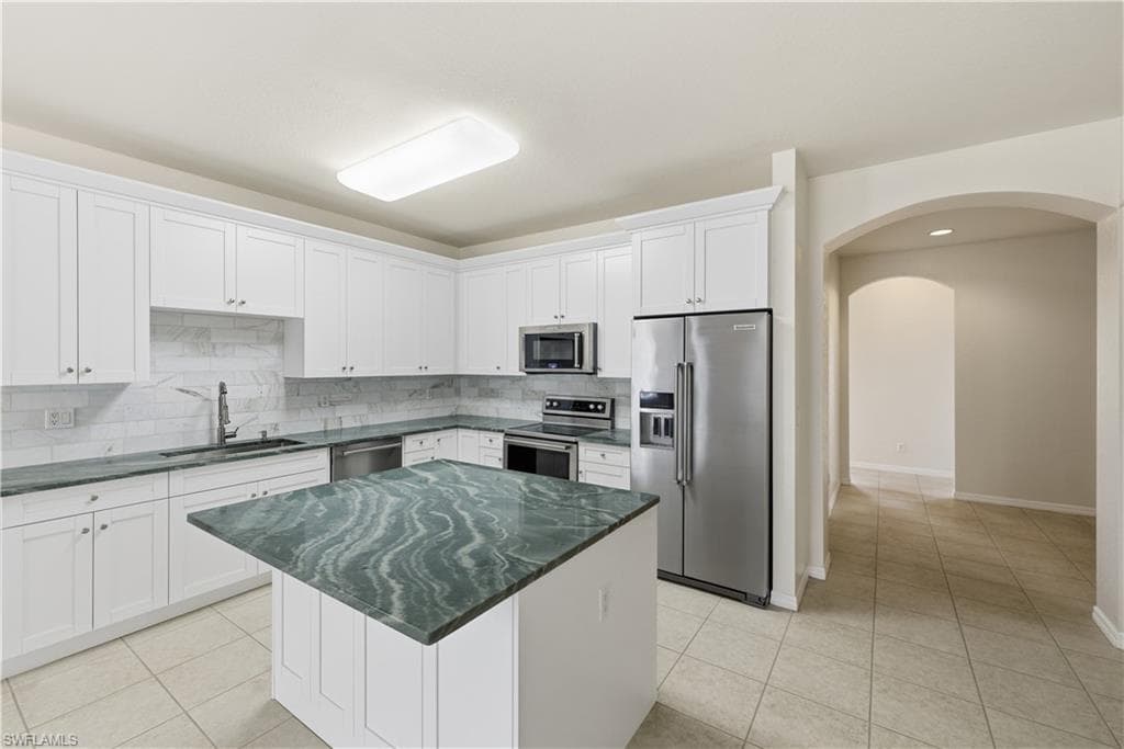 14951 Reflection Key CIR # 536, FORT MYERS FL 33907-7