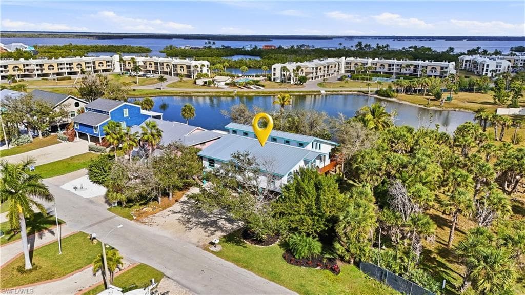 21697/699 Indian Bayou DR, FORT MYERS BEACH FL 33931-1