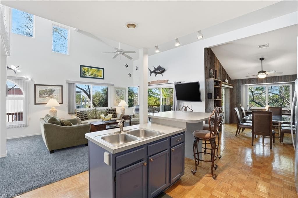 21697/699 Indian Bayou DR, FORT MYERS BEACH FL 33931-24