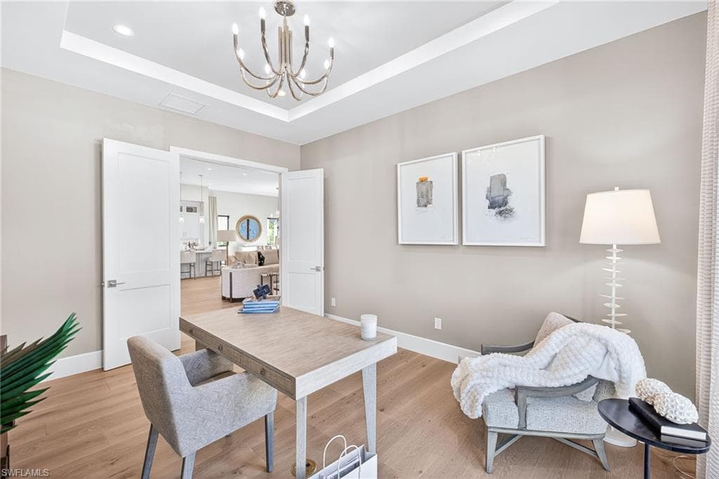 2051 Cambridge Park DR, NAPLES FL 34109-27