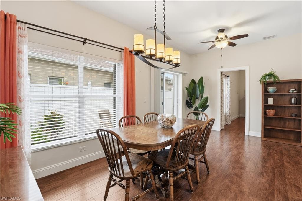 10711 Maui CIR, ESTERO FL 33928-16