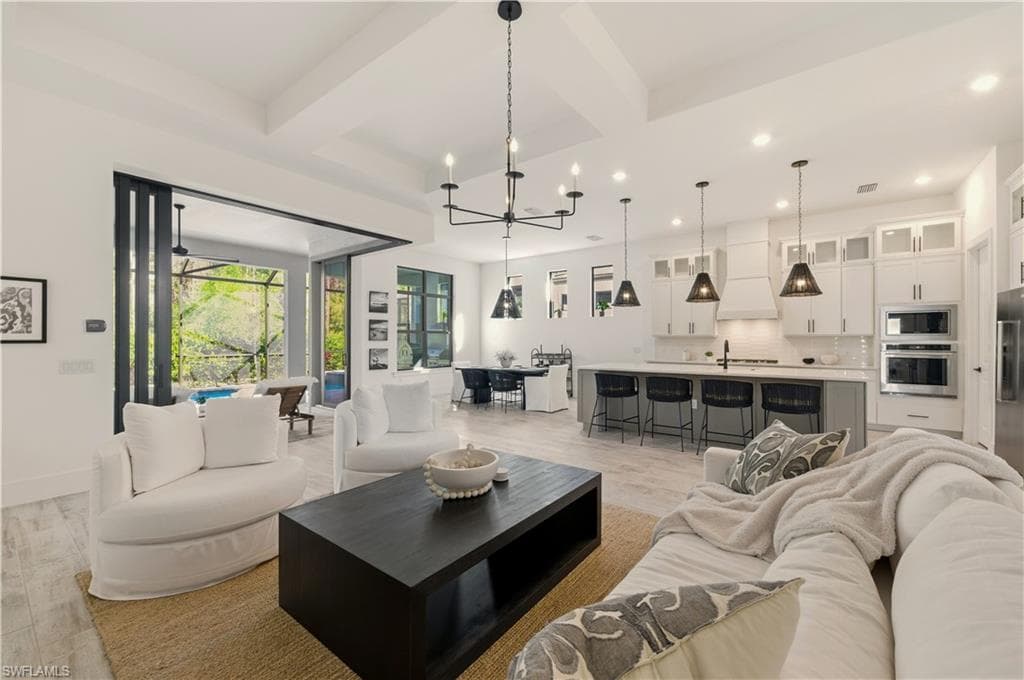 16265 Verilyn CIR, NAPLES FL 34110-1