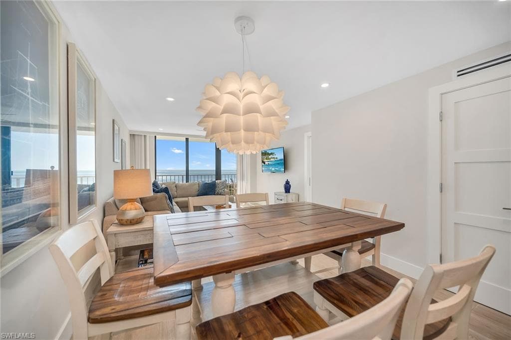 380 Seaview CT # 1405, MARCO ISLAND FL 34145-13