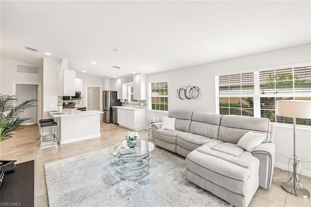 28245 Islet TRL, BONITA SPRINGS FL 34135-9