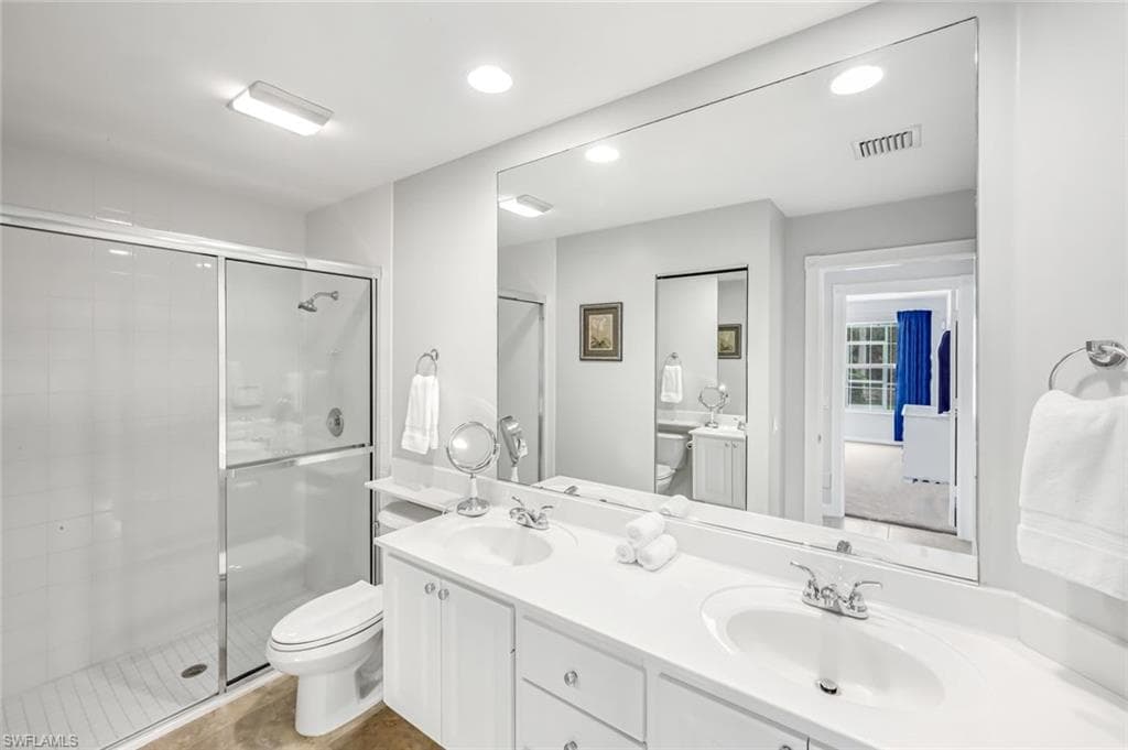 28245 Islet TRL, BONITA SPRINGS FL 34135-18