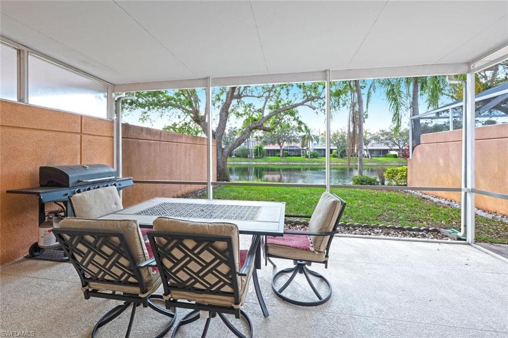 5417 Cove CIR # 112, NAPLES FL 34119-29