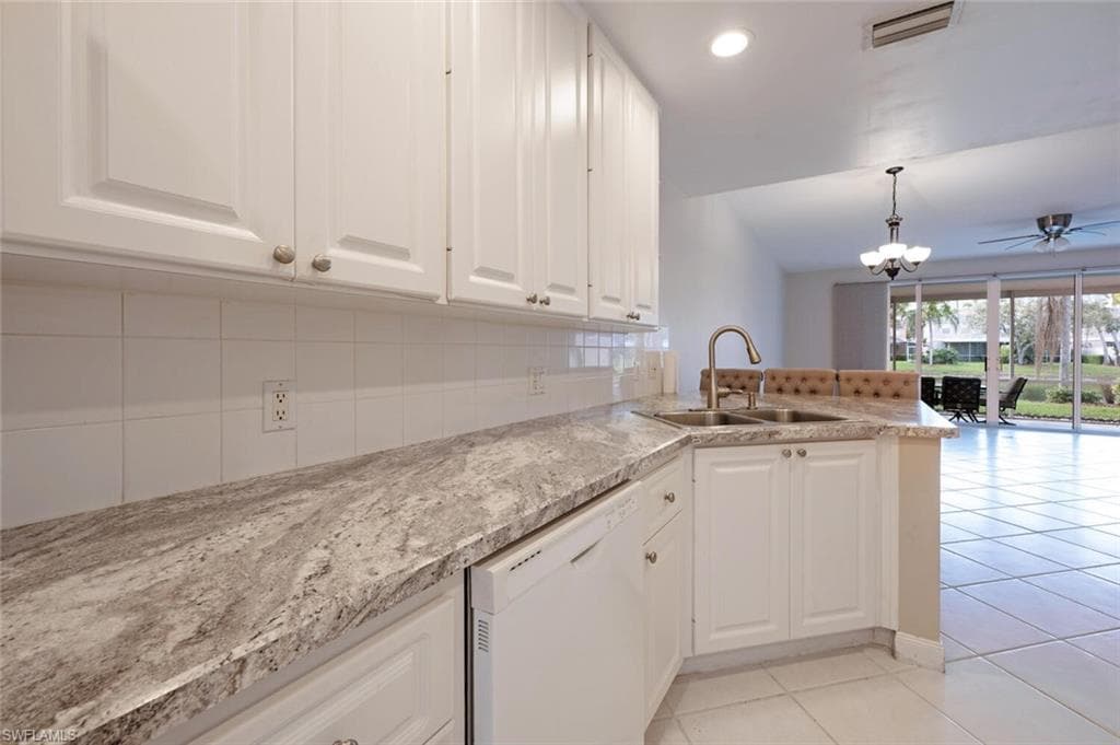 5417 Cove CIR # 112, NAPLES FL 34119-10