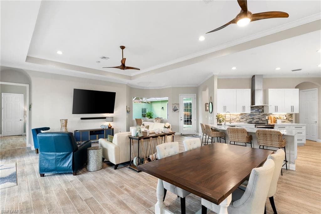 27190 Driftwood DR, BONITA SPRINGS FL 34135-5