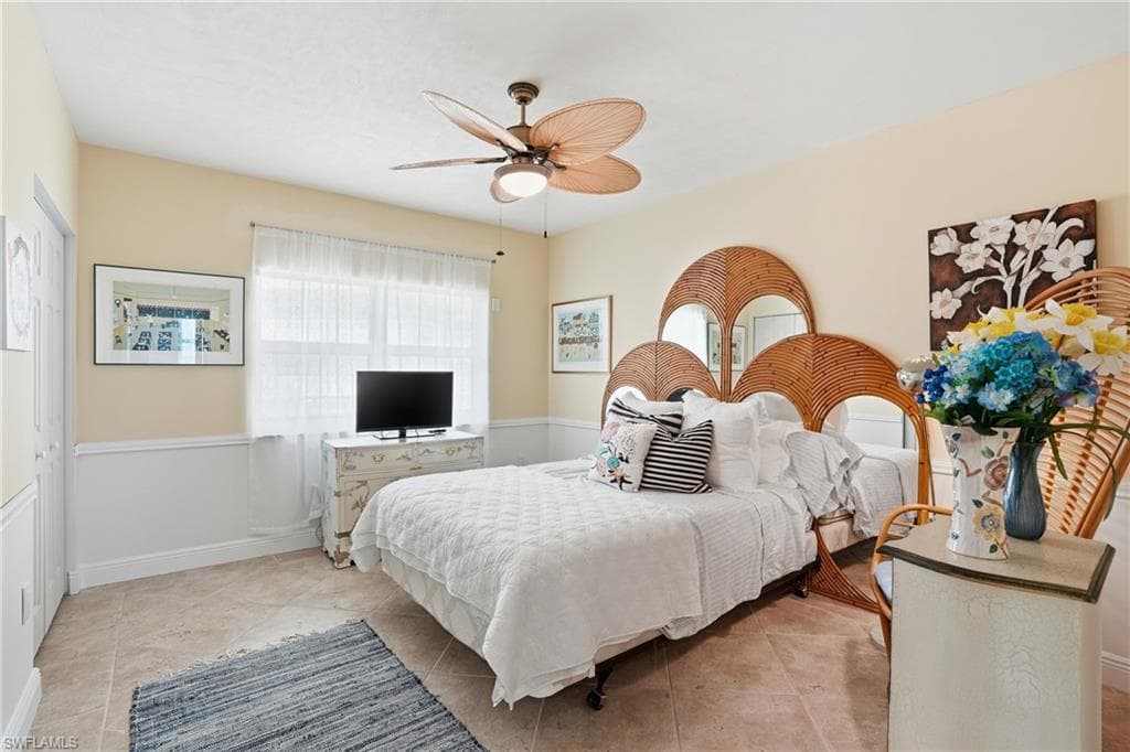 1070 S Collier BLVD # 602, MARCO ISLAND FL 34145-25