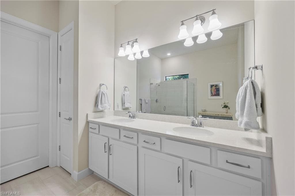 2048 Yellowfin CIR-15