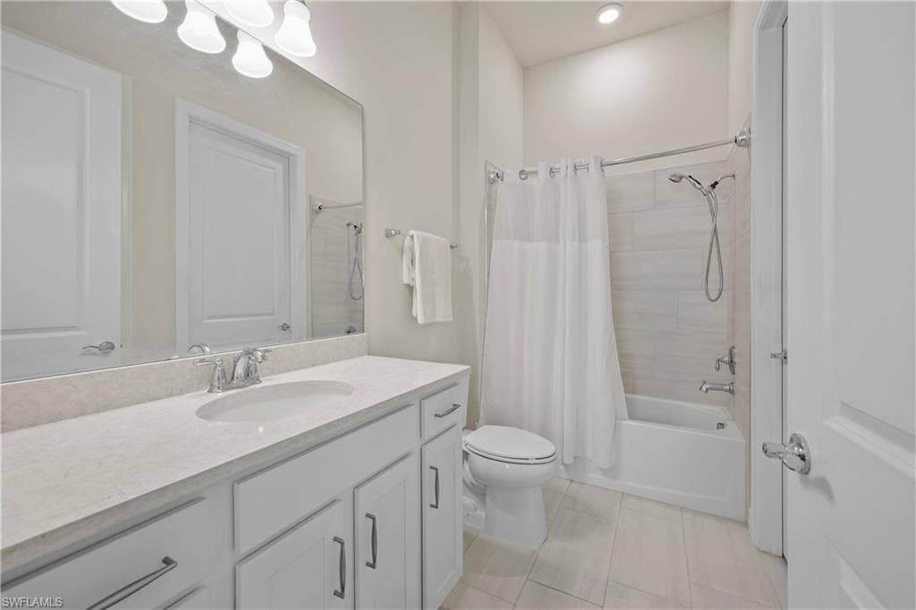 2048 Yellowfin CIR-19