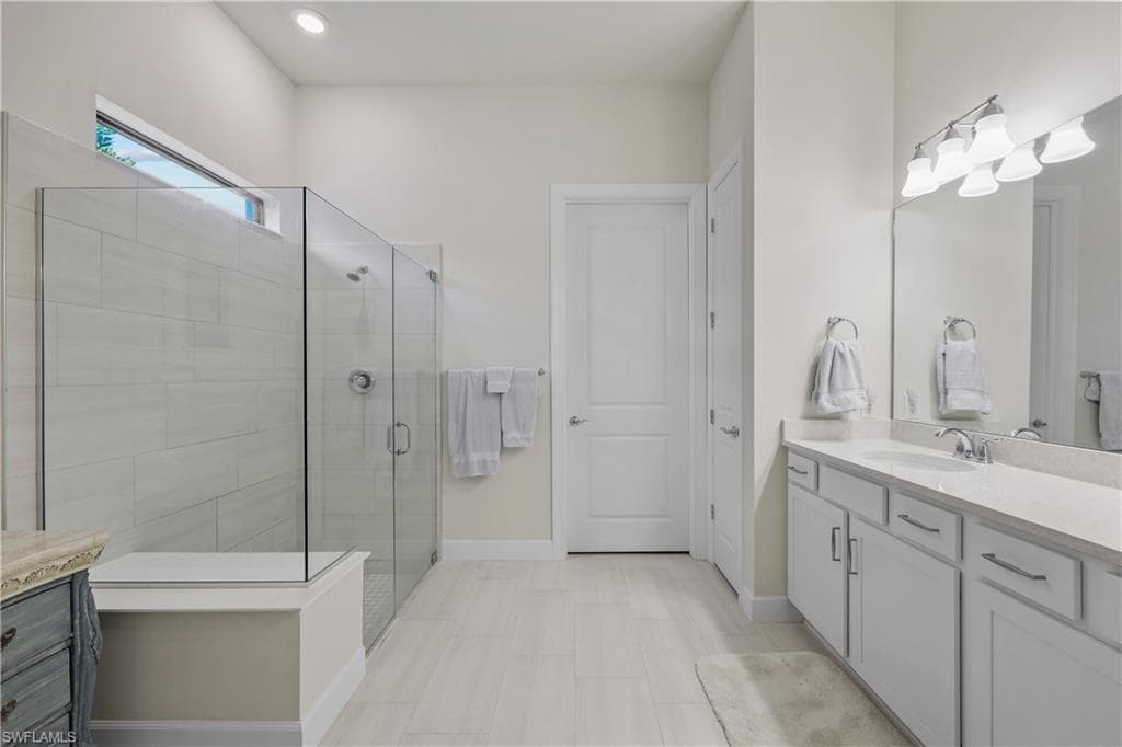 2048 Yellowfin CIR-14