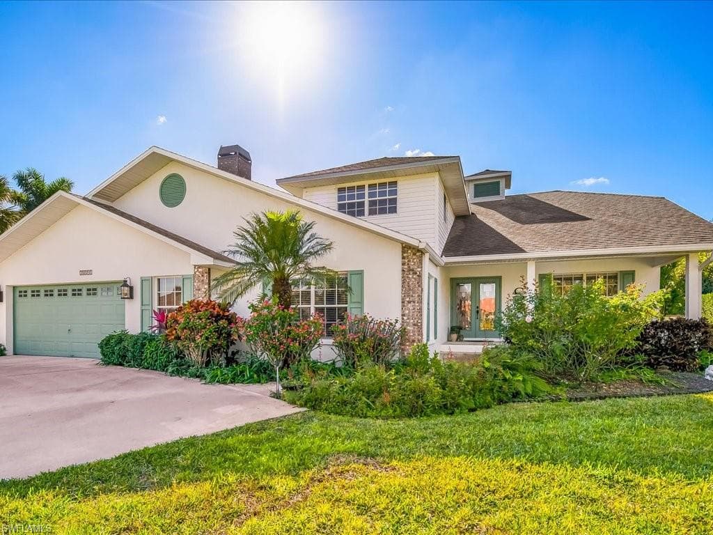 20591 Groveline CT, ESTERO FL 33928-1