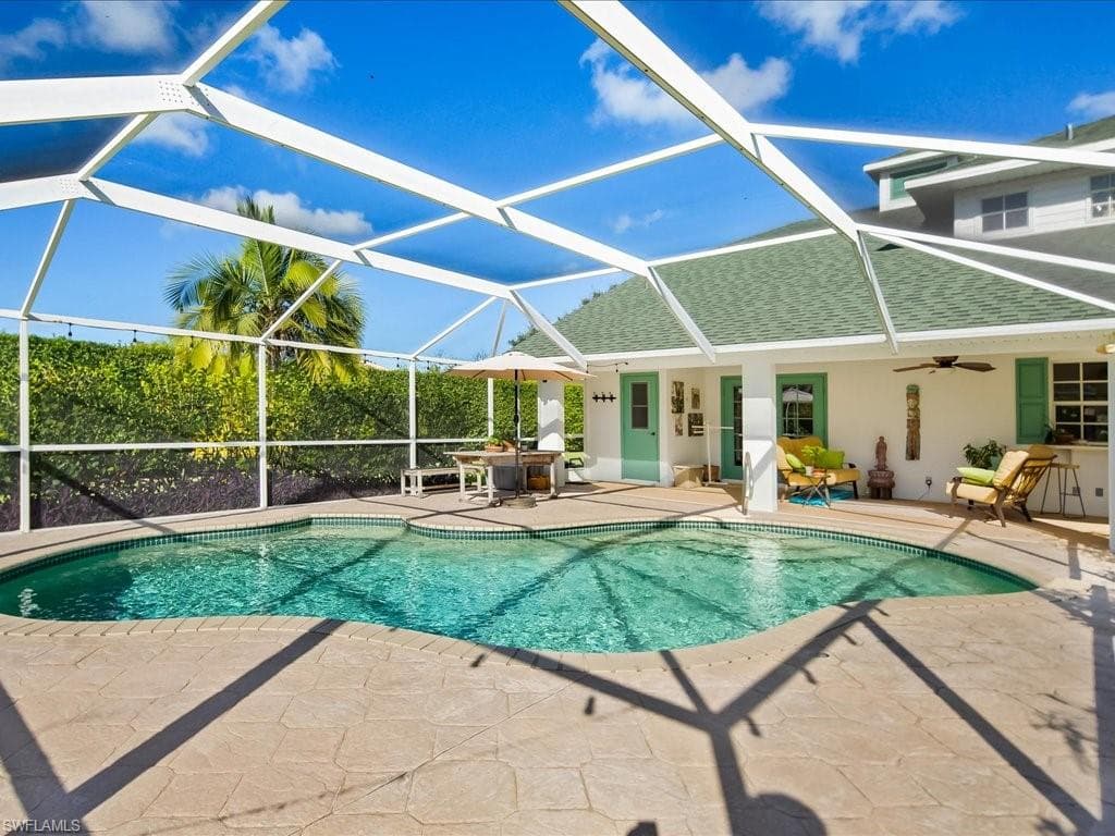 20591 Groveline CT, ESTERO FL 33928-21