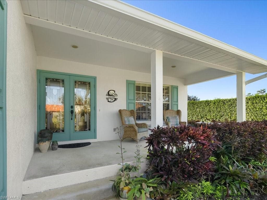 20591 Groveline CT, ESTERO FL 33928-2