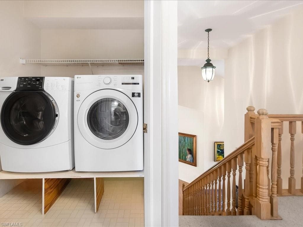 20591 Groveline CT, ESTERO FL 33928-38