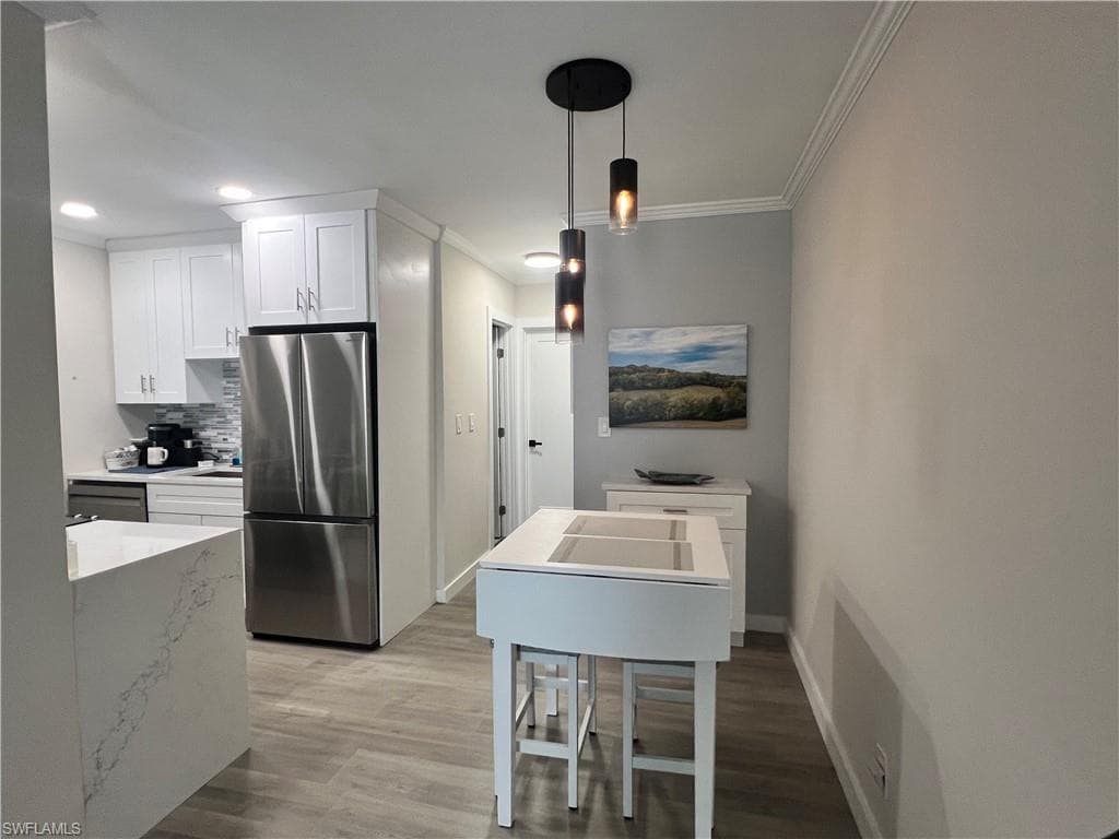 473 12th AVE S # B6, NAPLES FL 34102-8