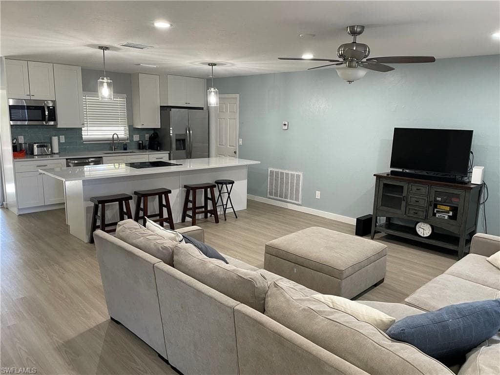 219 Cumquat RD NE, LAKE PLACID FL 33852-6