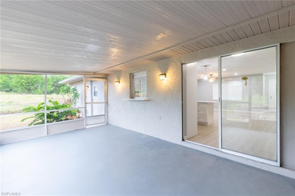 219 Cumquat RD NE, LAKE PLACID FL 33852-24