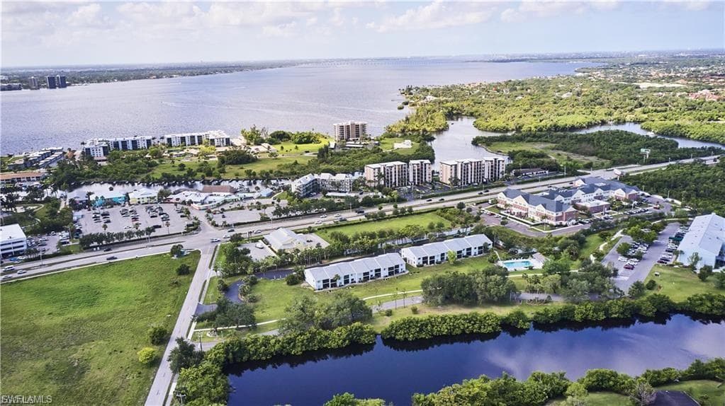 1055 Palm AVE # 217, NORTH FORT MYERS FL 33903-13