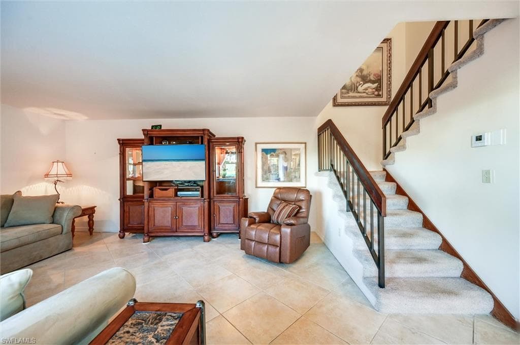 185 Lake Point LN 8B-15