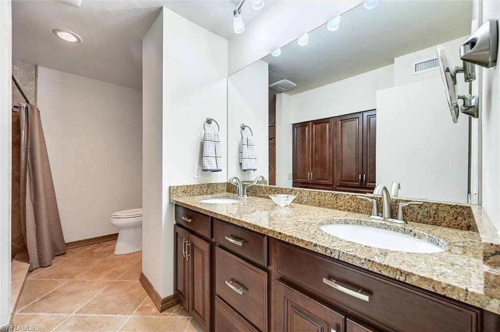 185 Lake Point LN 8B-21