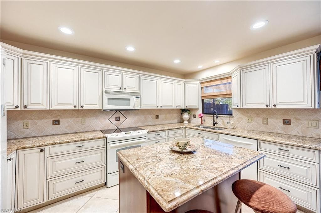 185 Lake Point LN 8B-6