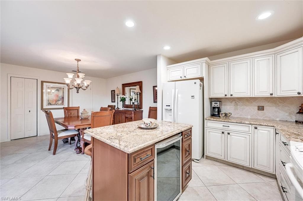 185 Lake Point LN 8B-4